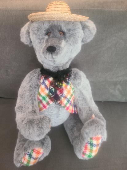 Liam, ours articulé, collection, artiste
